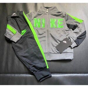 NWT Nike Athletic Track Suit Set Boys Size 2T
